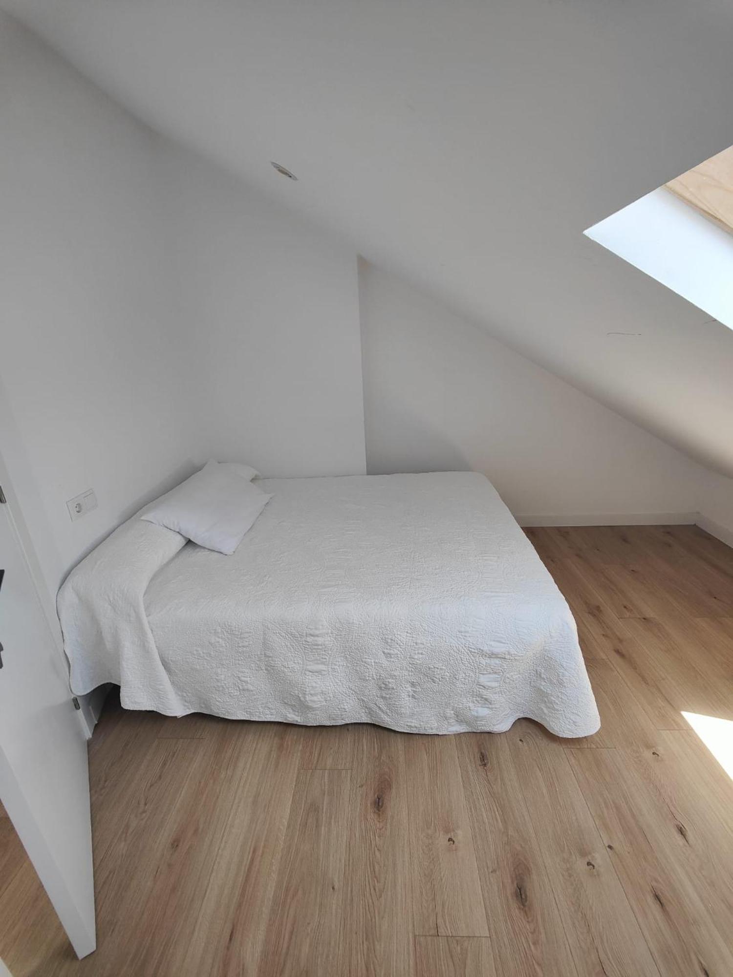 Chalet Con Wifi , Ps4 , Garaje, 5 Dormitorios, 3 Banos, Σαντιάγο ντε Κομποστέλα Εξωτερικό φωτογραφία