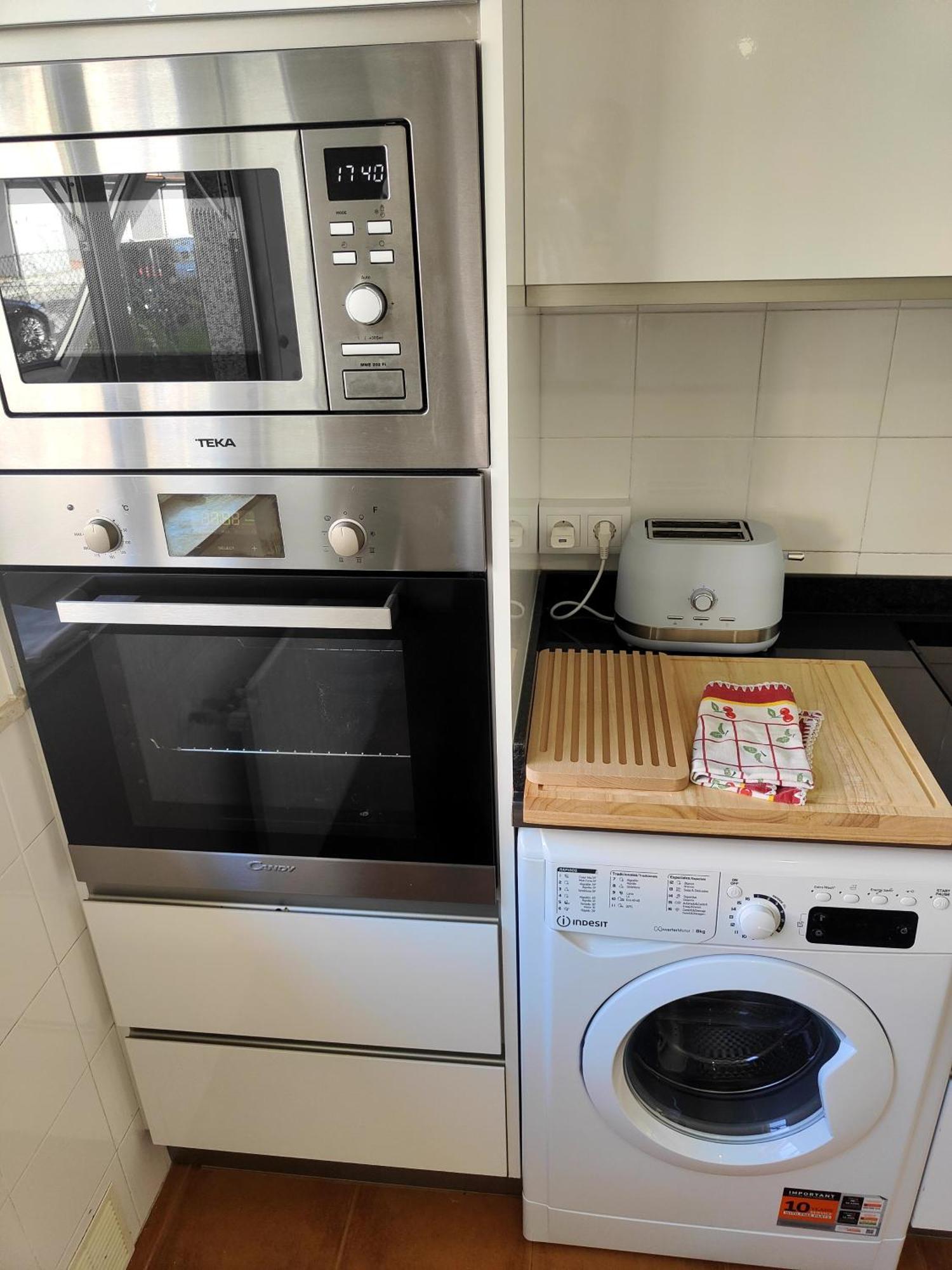 Chalet Con Wifi , Ps4 , Garaje, 5 Dormitorios, 3 Banos, Σαντιάγο ντε Κομποστέλα Εξωτερικό φωτογραφία